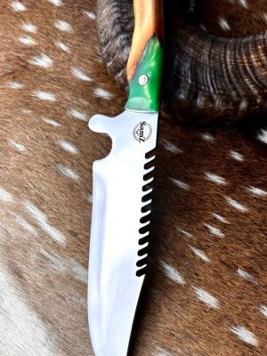 Couteau Shark avec manche en bois Imbuia et résine verte