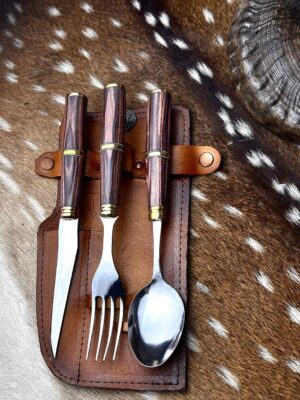 Kit de couverts artisanal 3 pièces – Bois de Guyane avec étui en cuir