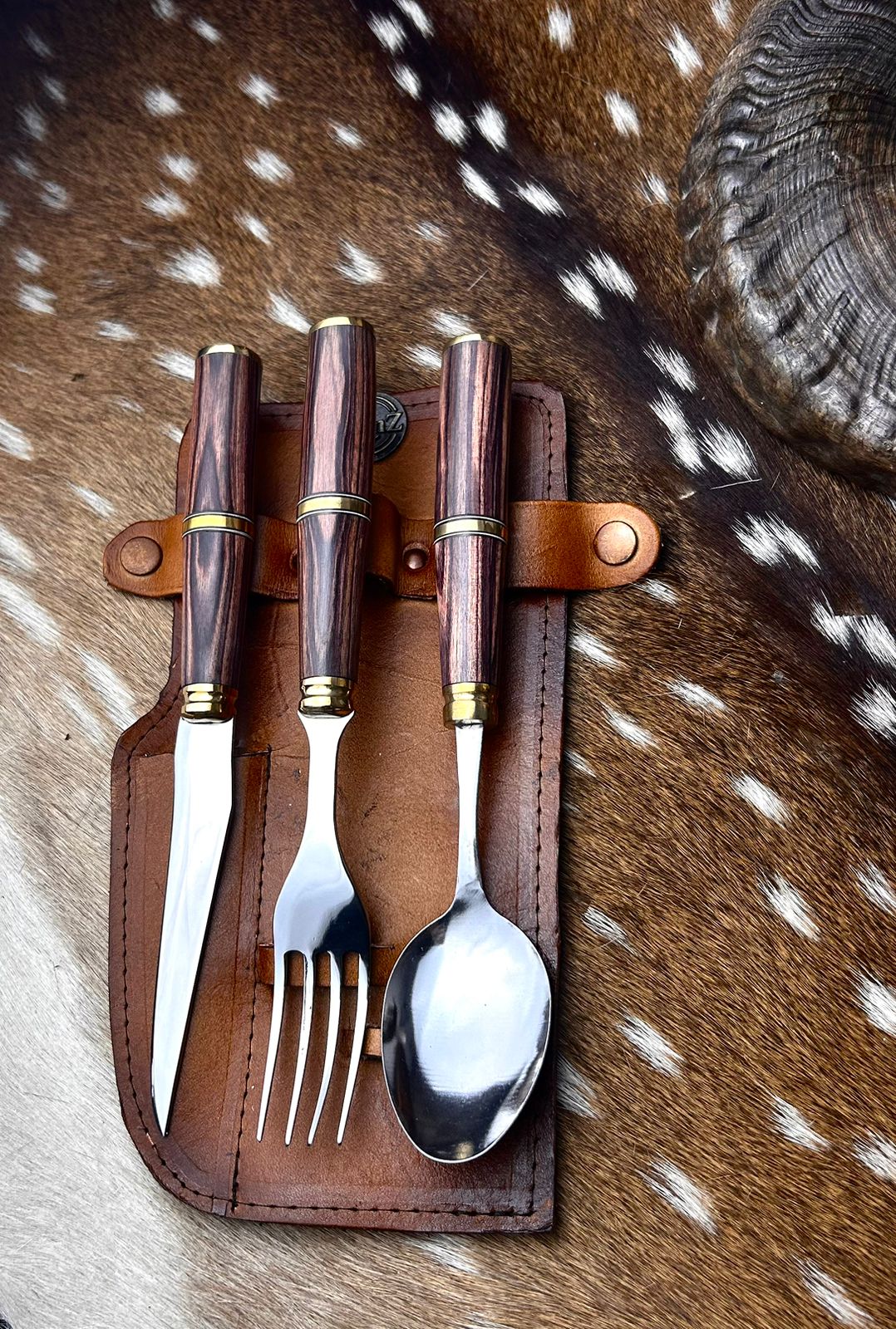 Kit de couverts artisanal 3 pièces – Bois de Guyane avec étui en cuir